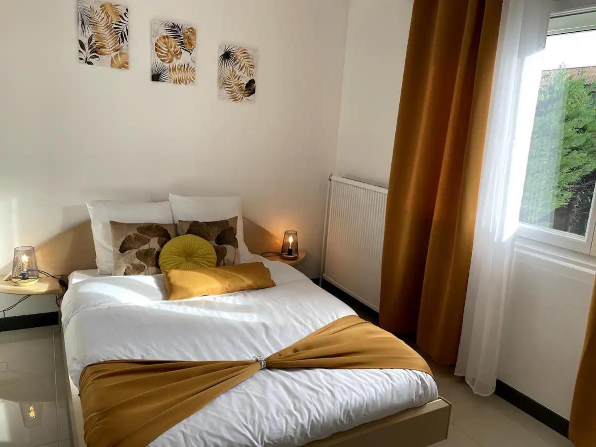 Appartement T4 Cosi: Tv Netflix Parking Montelimar Exterior photo